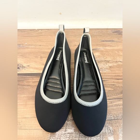 Betabrand Black ballet flats Portable FlipSlips Flat Shoes NWOB neoprene 8 - Picture 2 of 4